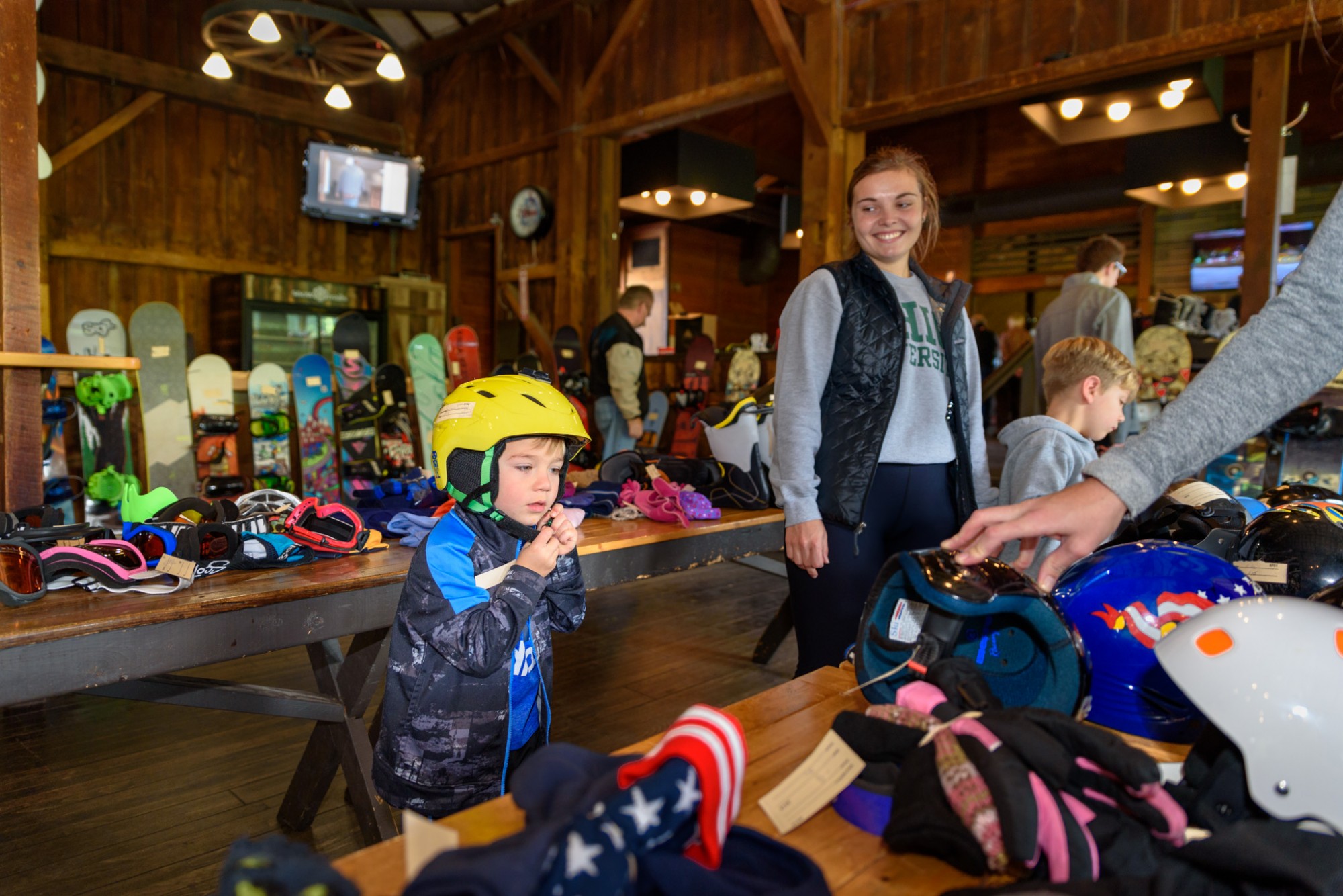 Cash for Your Ski and Snowboard Gear at Snow Trails