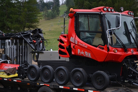 New Pisten Bully 400 Park Edition Snow Cat