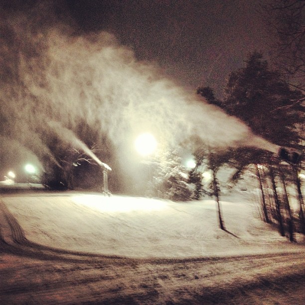 Snow Trails Snowmaking Saturday, December 29th, 2012